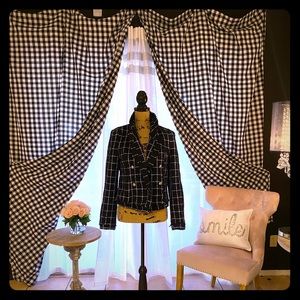 NWT Woman’s bouclé blazer....this season